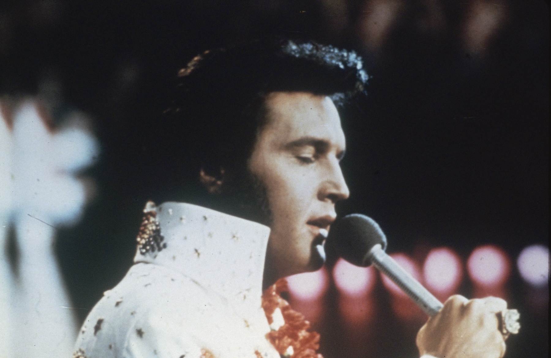 Na ABBA Krijgt Elvis Presley Een Hologramshow In Londen